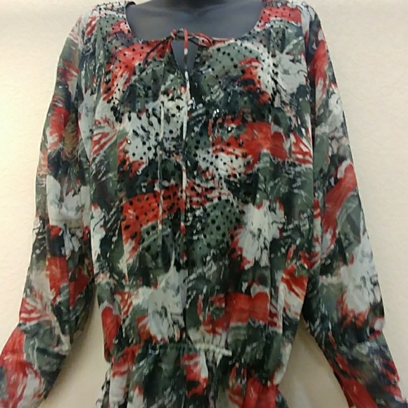 BCBG Maxazaria Printed Sheer Tunic - Picture 5 of 8